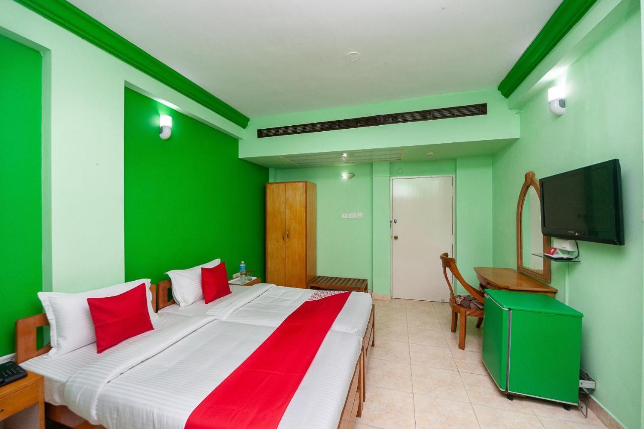 Hotel Manhattan Chennai Dış mekan fotoğraf