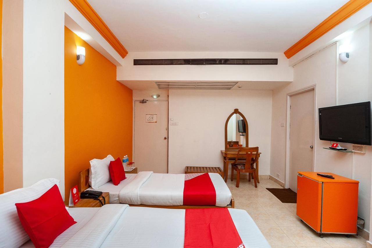 Hotel Manhattan Chennai Dış mekan fotoğraf