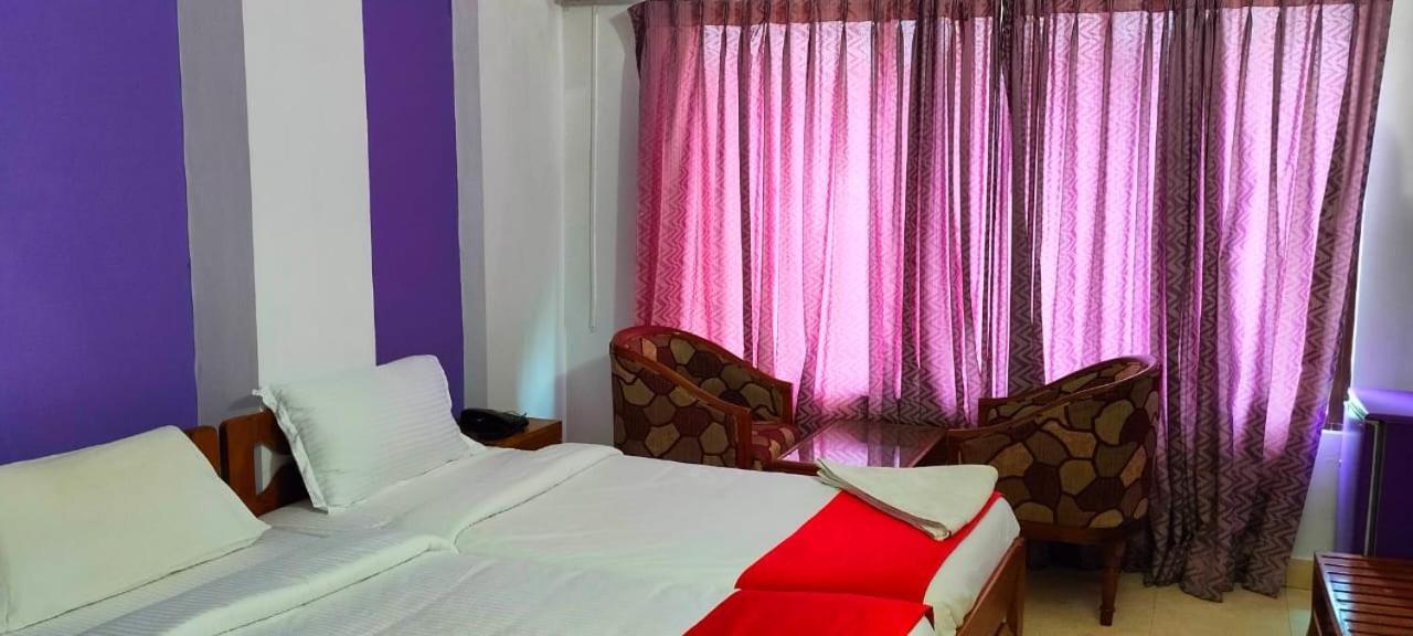 Hotel Manhattan Chennai Dış mekan fotoğraf